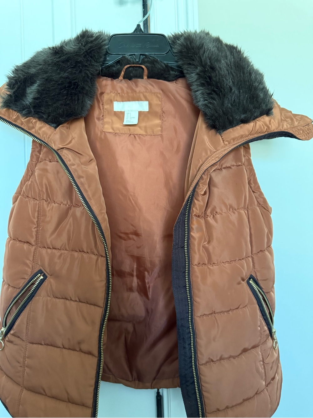 Women's Quilted Puffer Vest with Faux Fur Collar - Brown/Burnt orange